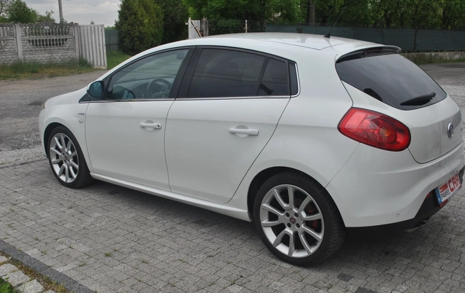 Fiat Bravo cena 21500 przebieg: 76511, rok produkcji 2009 z Pruchnik małe 106